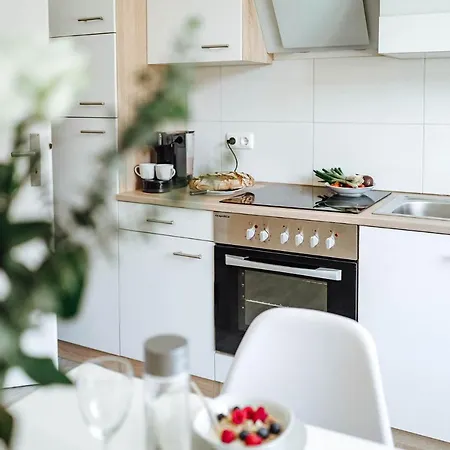 Kleines An Der Ta Mit Balkon *