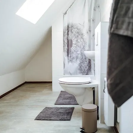 Quarto em Acomodações Particulares Kleines An Der Ta Mit Balkon Hamelin