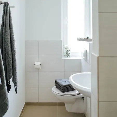 Kleines An Der Ta Mit Balkon * Hamelin